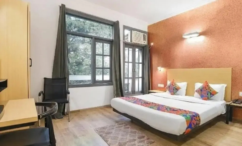 royal spark inn03