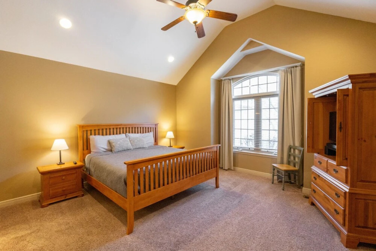 Deer Valley 164 4 Bedroom Apts