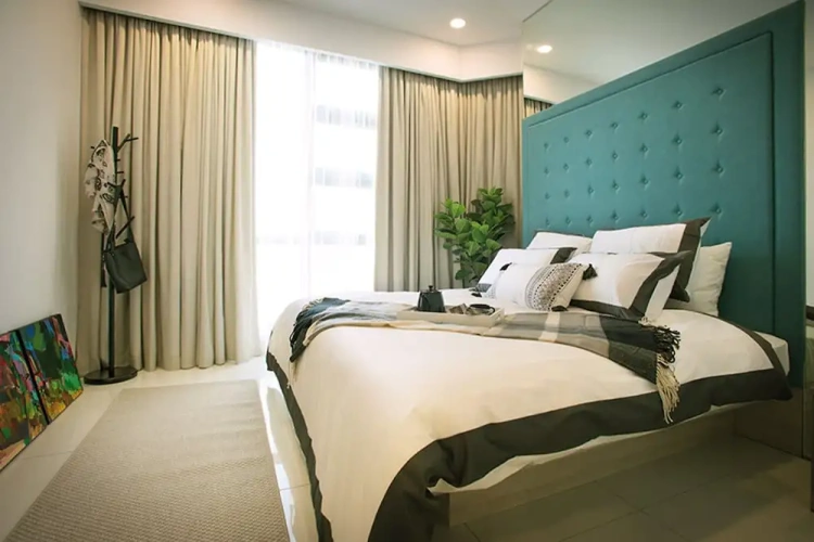 1 Bedroom Premier Suite with view