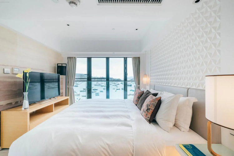The Pier Hotel