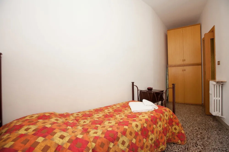 Devoti Apartment