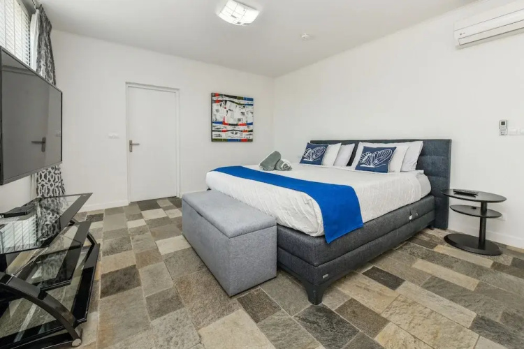 180 Ocean View 2 min to Beach Jacuzzi