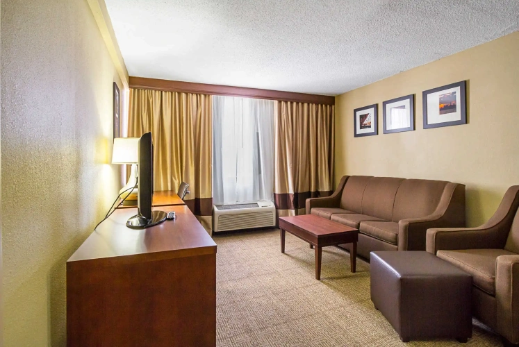 Triple Suite