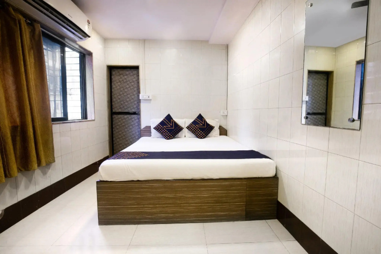 Hotel Saim Palace