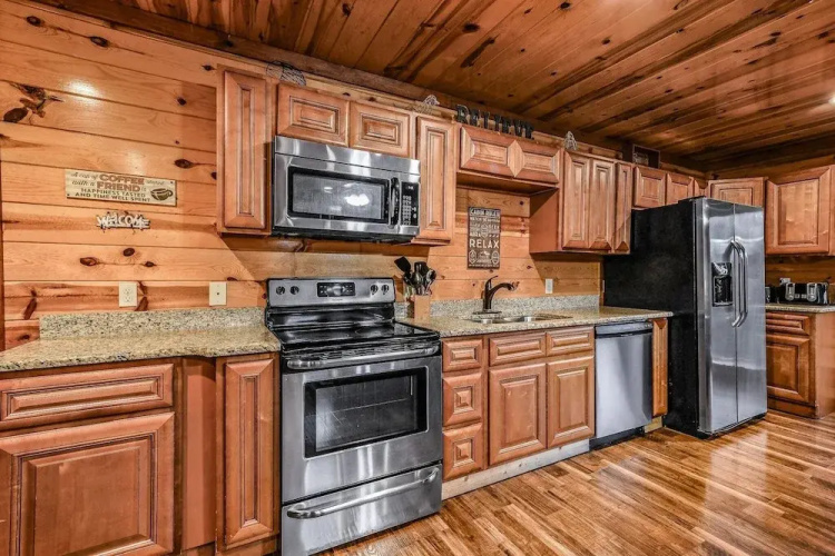 The Only Tenisee 4 Bedroom Cabin