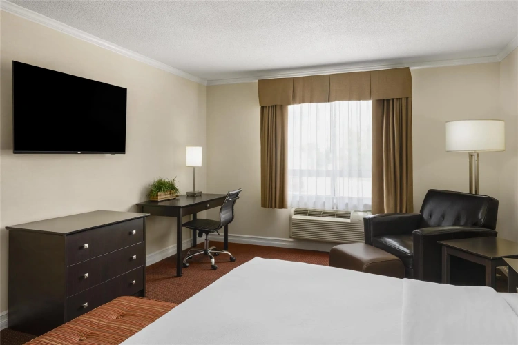 Executive Double room with lake view