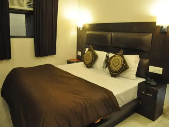 Sunder Palace