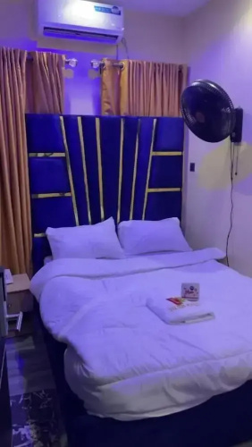 Oviation Hotels and Suites