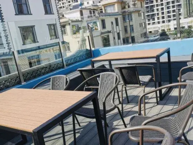 Seven Guesthouse