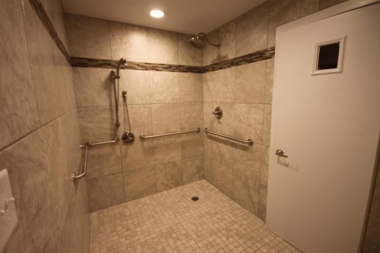 335 El Matador 1 Bedroom Condo by RedAwning