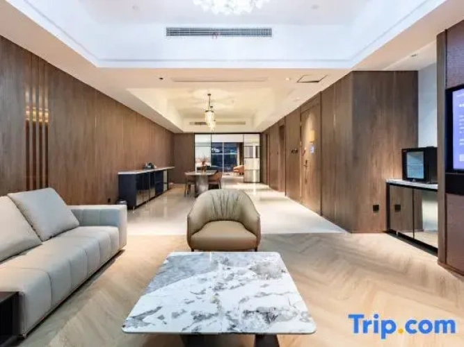 Deluxe Double Suite