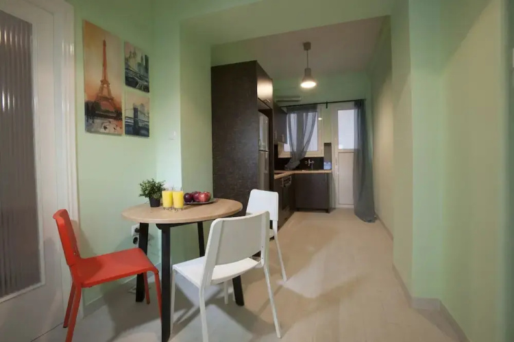 Modern  Comfortable Apartment