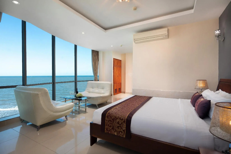 Corvin Hotel
