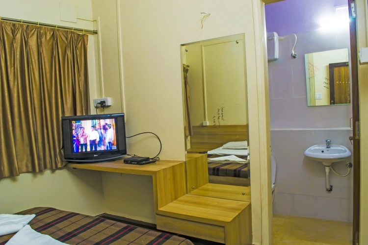 Deluxe Single room