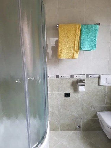 APARTMAN PALIT 4988b