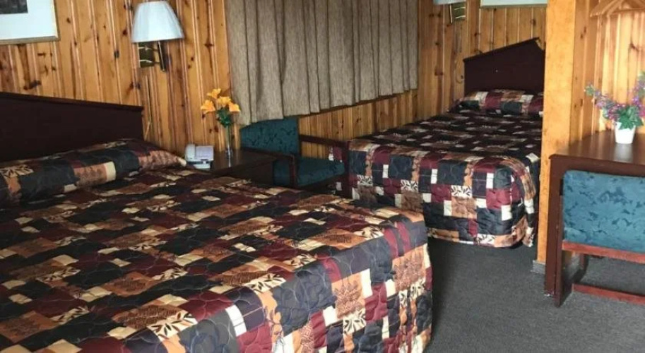 Americana Motel
