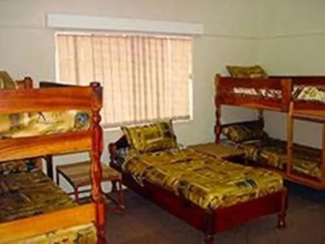Bird Nest Backpackers