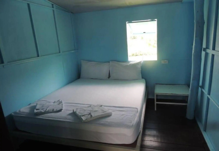 Khao Lak Highway Inn