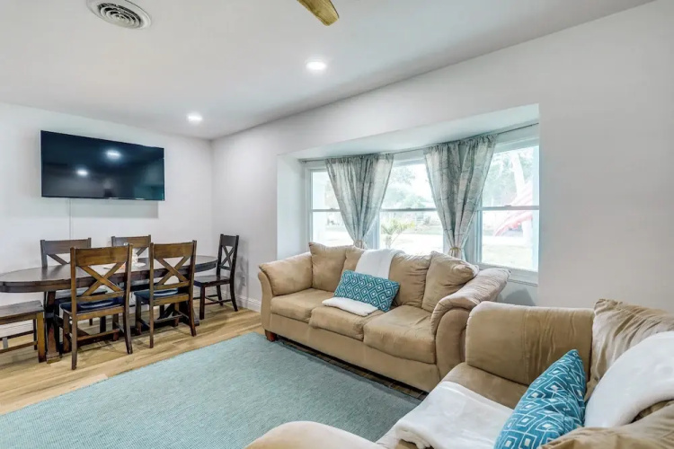 Pet-friendly Cocoa Beach Home: Walk to Beach!