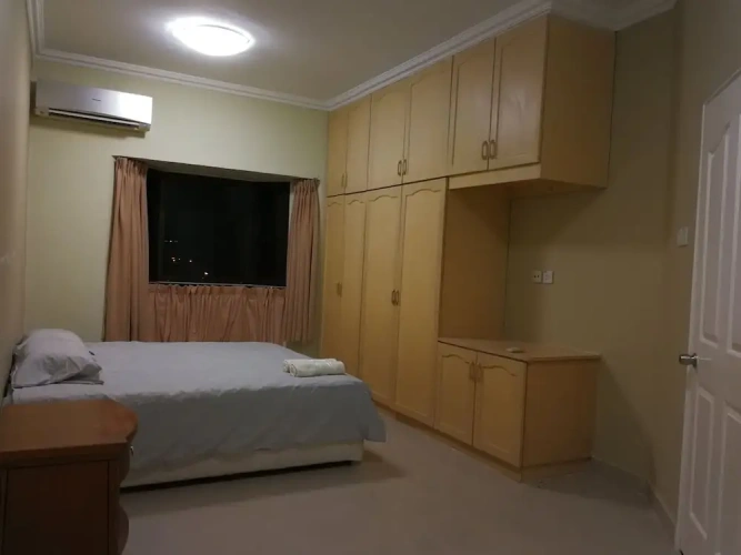3 Bedrooms Apartment