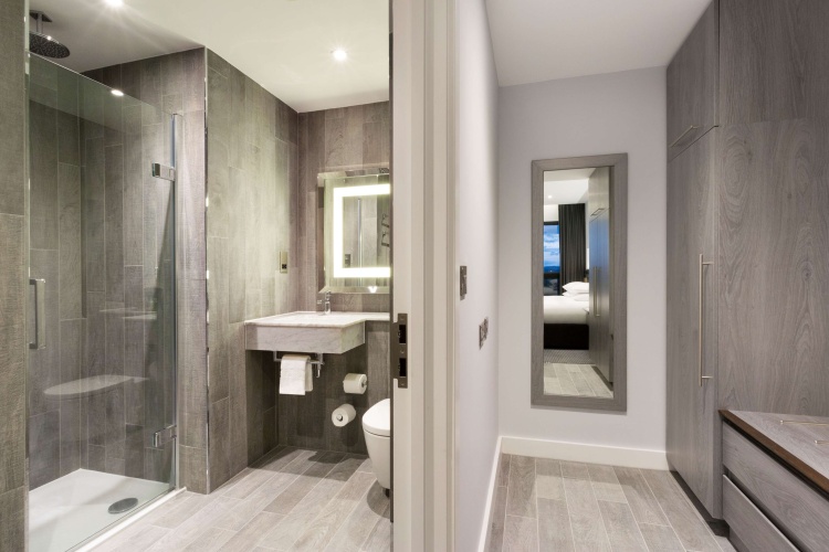 DoubleTree by Hilton Edinburgh - Queensferry Crossing photo 7