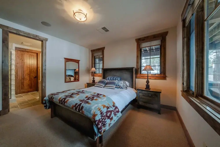 Wilderness Club Chalet