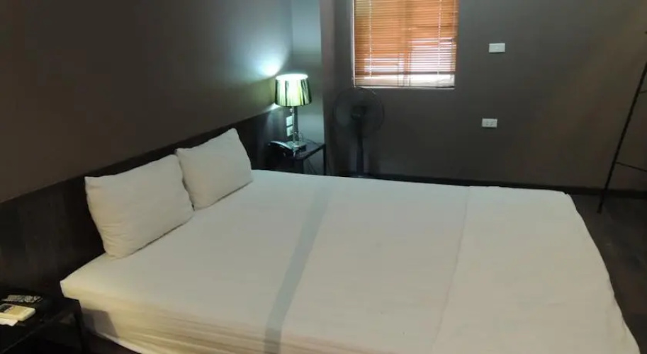 Nhat Loc Hotel