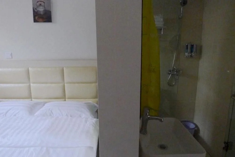 Shun 8 Hotel - Yulin
