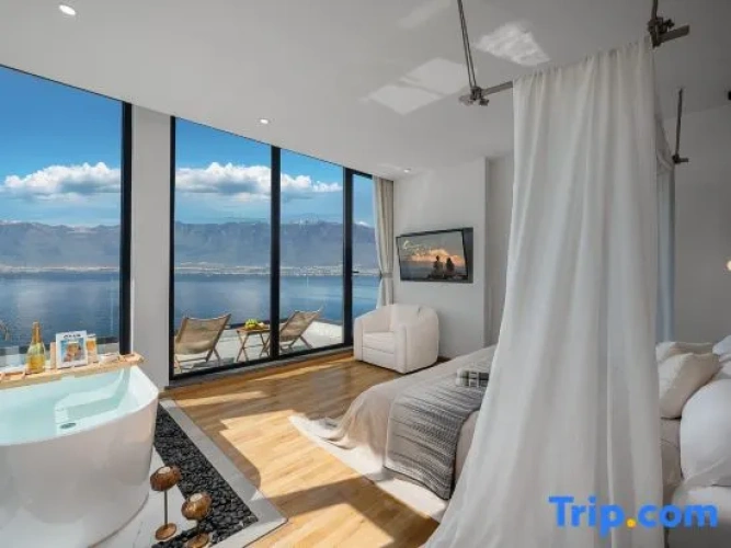 1 Bedroom Deluxe Double Suite