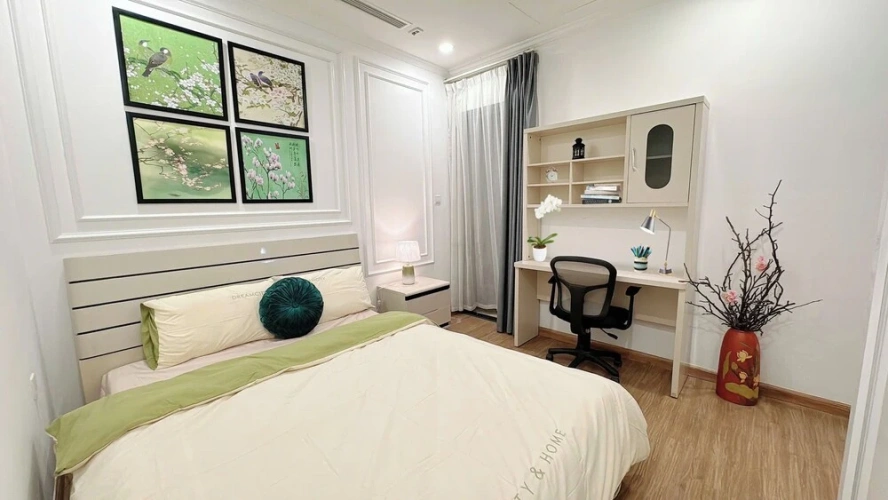 3 Bedrooms Premium Apartment with balcony and with city view