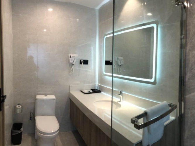 Standard Double room with city view