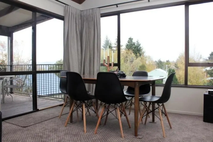 2 Bedrooms Cottage