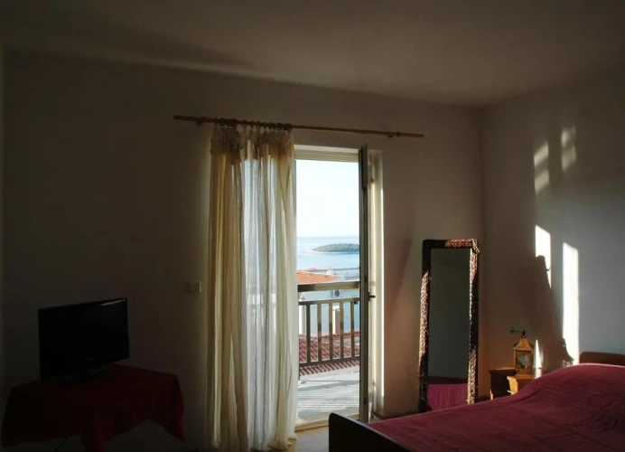 1 Bedroom Apartment with balcony and with sea view