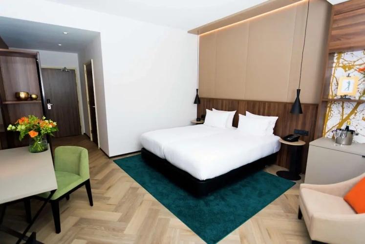 Deluxe Twin room with balcony