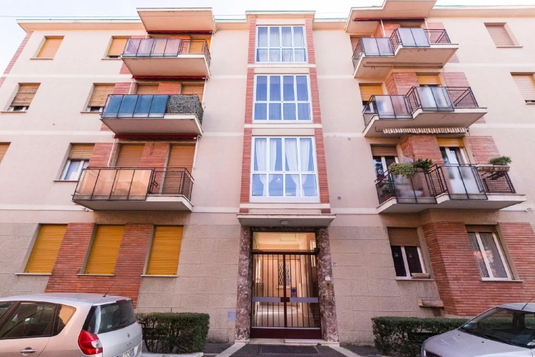 2 Bedrooms Apartment with balcony and with city view