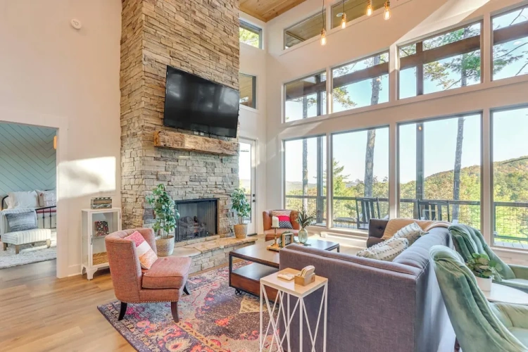 4 Bedrooms Cottage