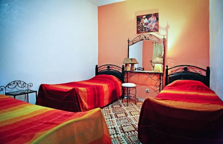 Standard Triple room