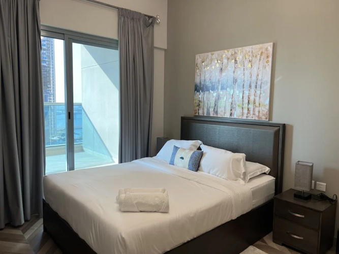 SuperHost - Spacious Apartment In Business Bay With Canal View