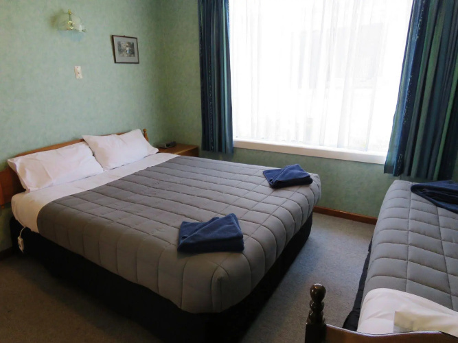 Yarrow Motel