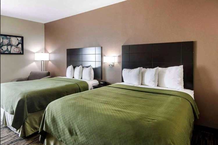 Standard Quadruple room