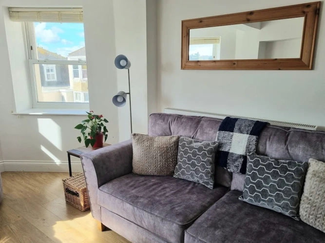 2 Bedrooms Apartment with river view