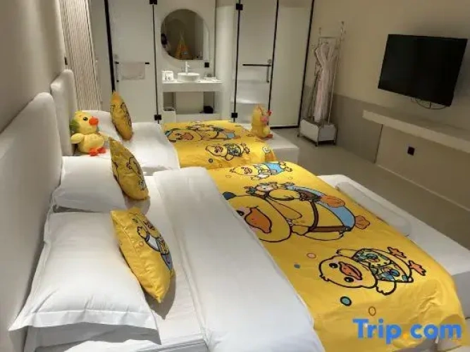 Standard Double room with partial ocean view