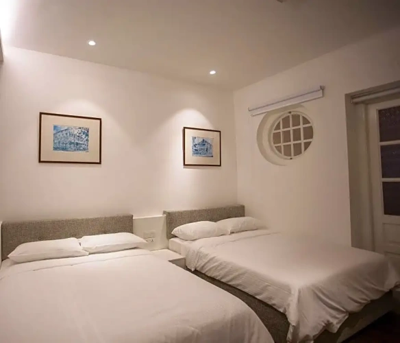 Deluxe Family room