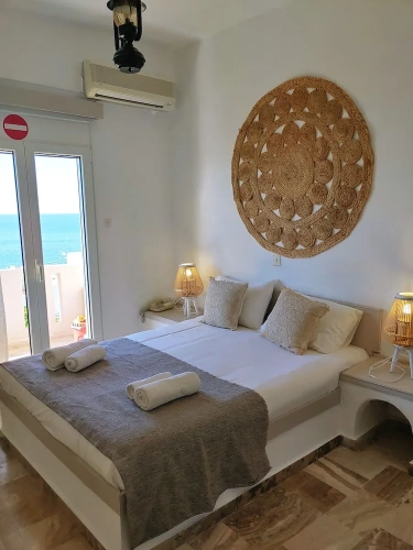 Standard Quadruple Family room with balcony