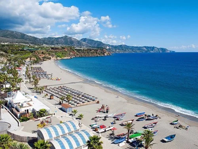 front seaview. 1 bedroom in Torrox