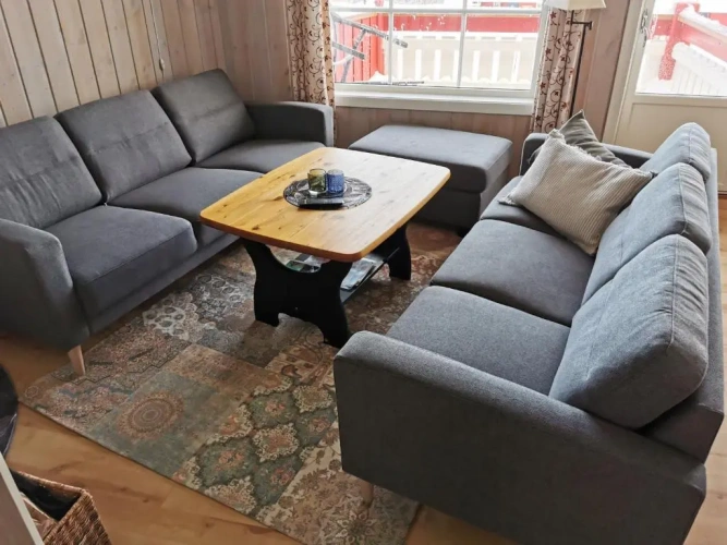 3 Bedrooms Apartment