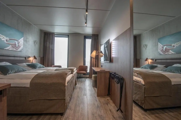 Standard Twin room