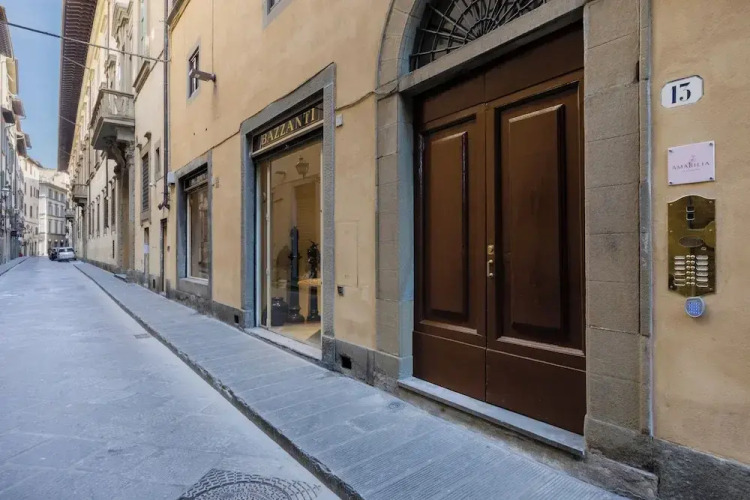 Amabilia Florence - Florencia