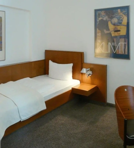Standard Double room with view