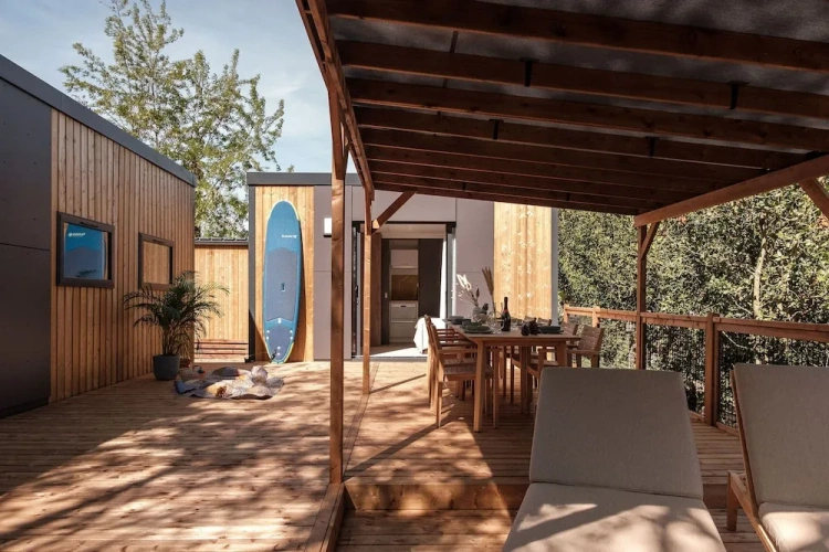 4 Bedrooms Cottage